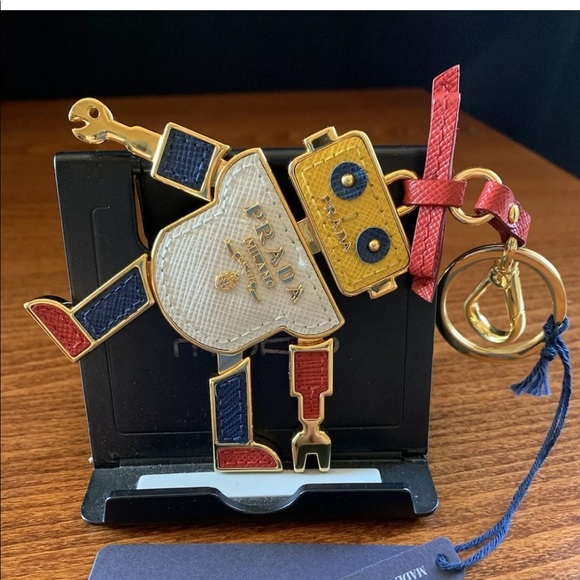Auth Prada Trick Robot in Brass & Saffiano **RARE* - Picture 5 of 6